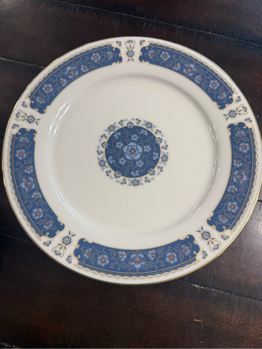 8-Vintage Carico Renaissance 7951 Fine China Set of 8-dinner plates & 7 salad